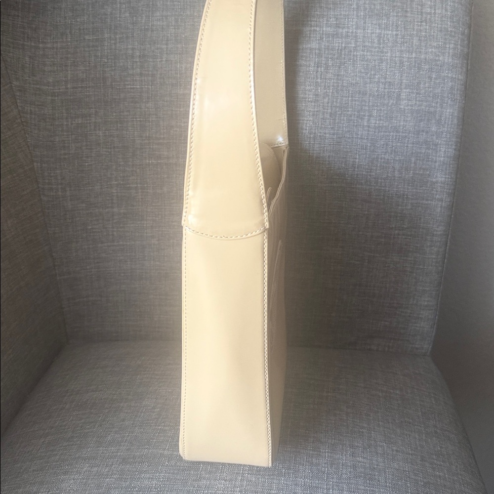 Gucci Authentic Cream Shoulder Bag (1990s Vintage) w/COA-Good Condition - Picture 8 of 13